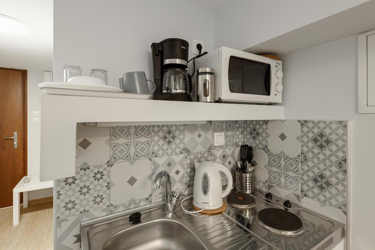 Downtown Studio Thessaloniki Apartment Bagian luar foto